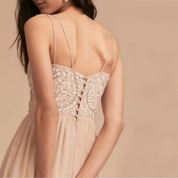 BHLDN By Anthropologie Elowen Floral Beaded Blush Gown Size 6 - Picture 3 of 13